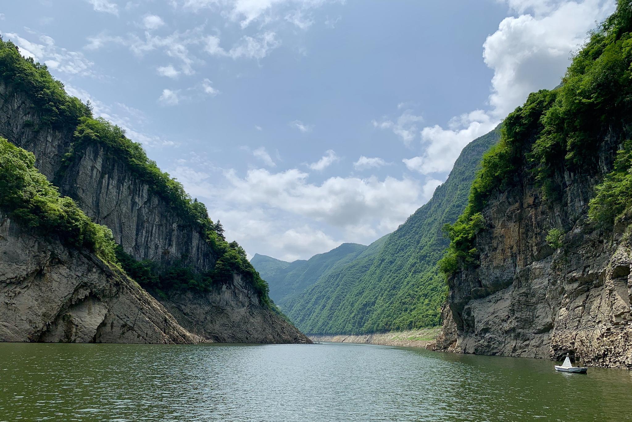 恩施清江画廊自驾游玩攻略 恩施州位于湖北省西南部,素有"天下第一