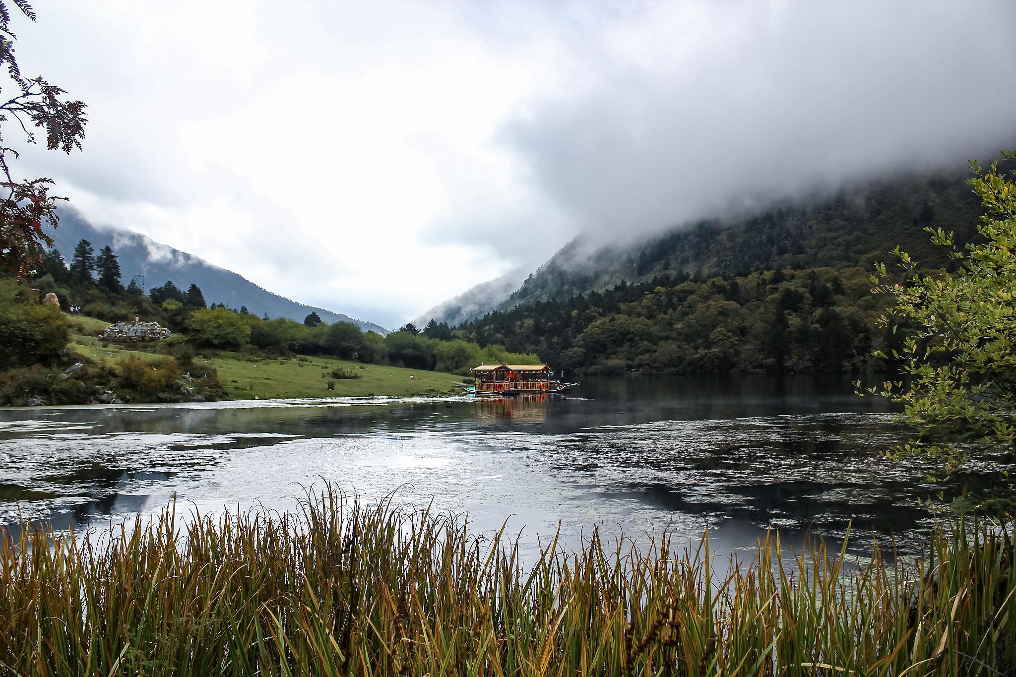不建议去木格措旅游的几大理由 木格措位于四川康定,风景优美,但是