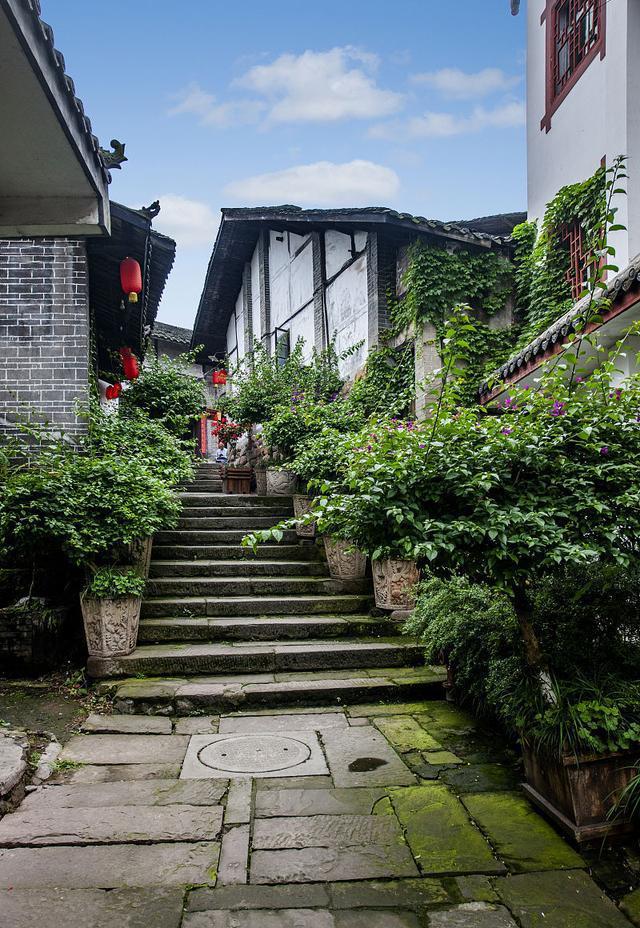 重庆小山城松溉古镇 松溉古镇地处重庆永川区,以其特殊的地理位置和