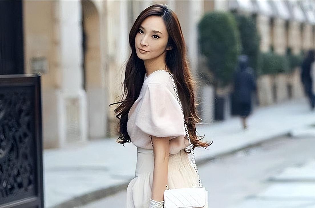 吴佩慈为大s作证 大s家庭纷争的幕后故事,张兰声称掌握了大s吸毒的