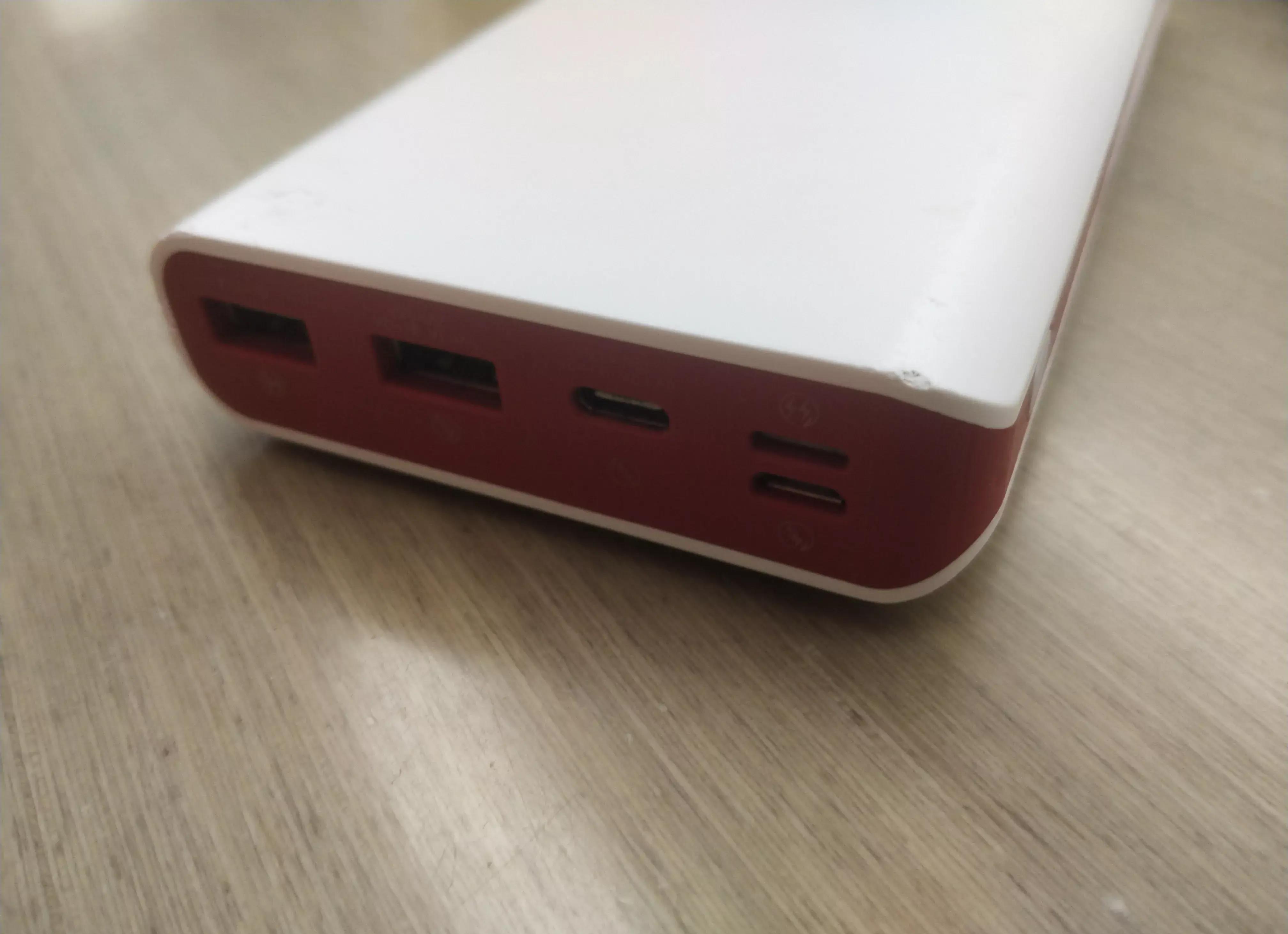 罗马仕七千猫移动电源好在哪里 移动电源在户外能够实现对多种电器