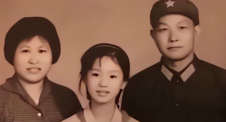 鞠萍:事业成功后的曲折爱情,二婚找到幸福 鞠萍,央视少儿节目的灵魂