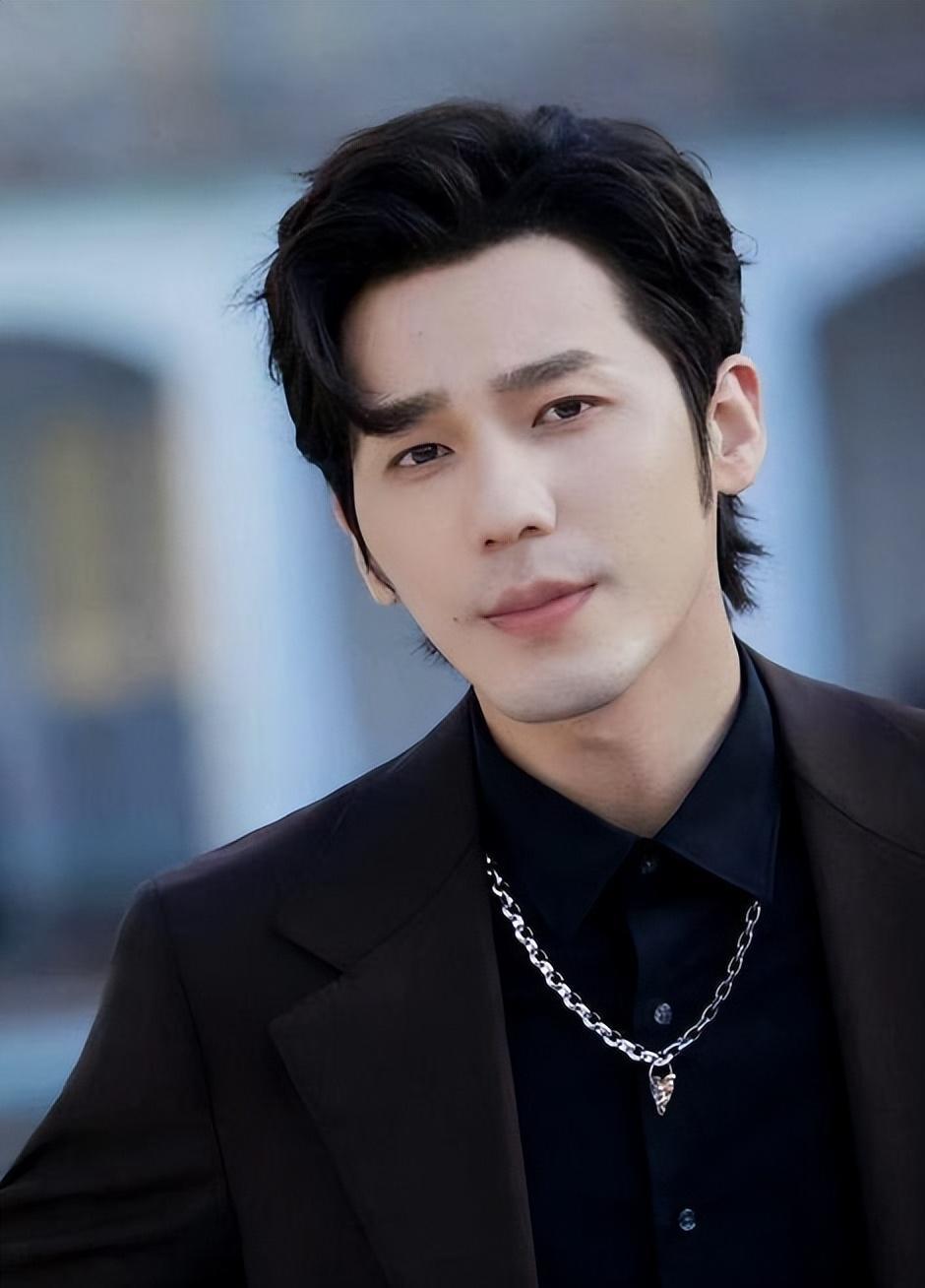 娱乐圈小鲜肉:阳刚之气的迷失与重返?