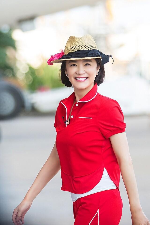气血美人 林青霞,68岁的气血美人,拿到金马奖终身成就奖,心态好,笑容