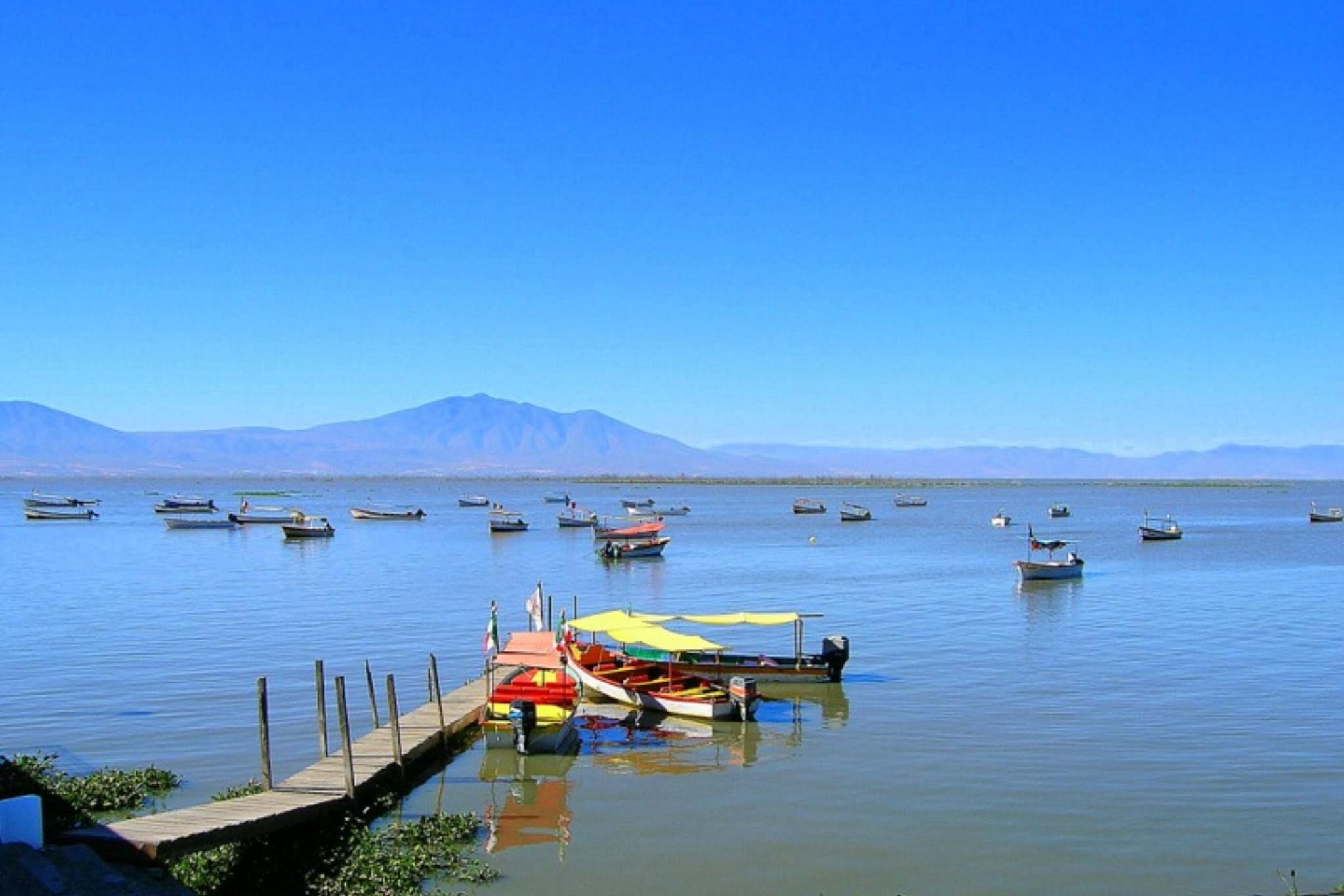 四川沪沽湖之行 绵延的大地上,有一个美丽的天然湖泊——沪沽湖