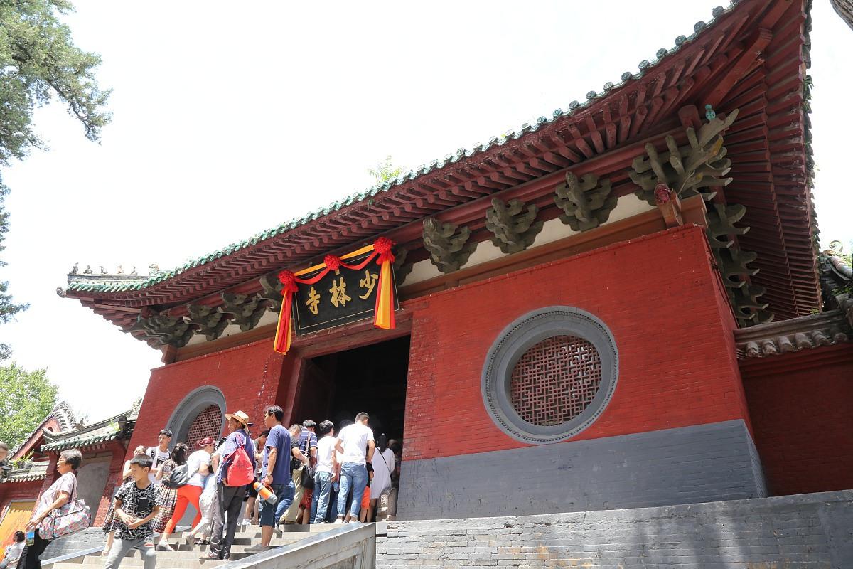寺,这个位于中国河南省登封市的古刹,自古以来就被誉为天下第一名刹