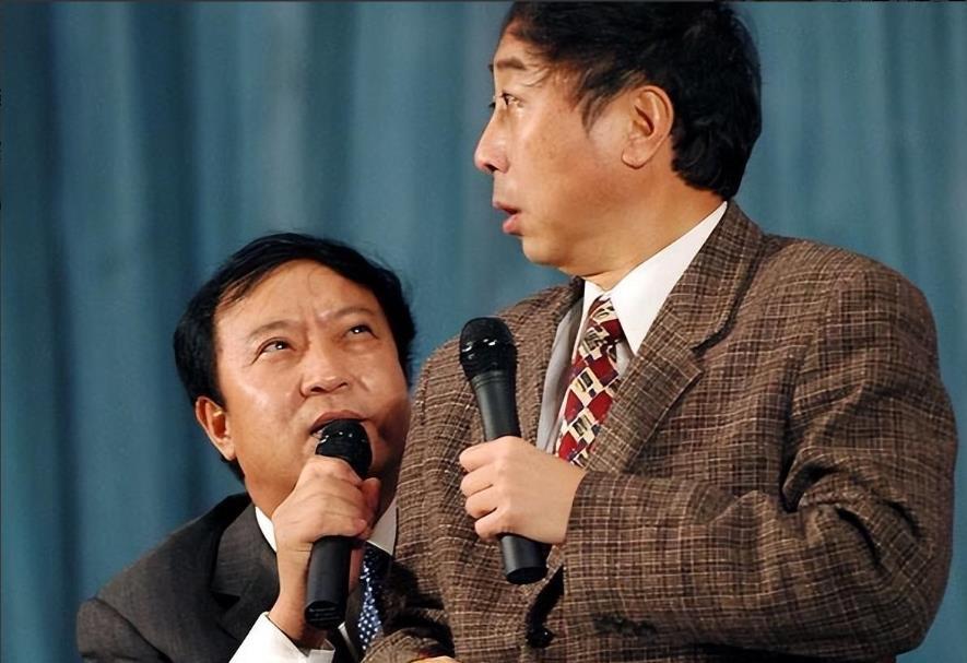 牛群:春晚的黄金时代与背后的沉浮 春晚的小品舞台,曾经是牛群与冯巩