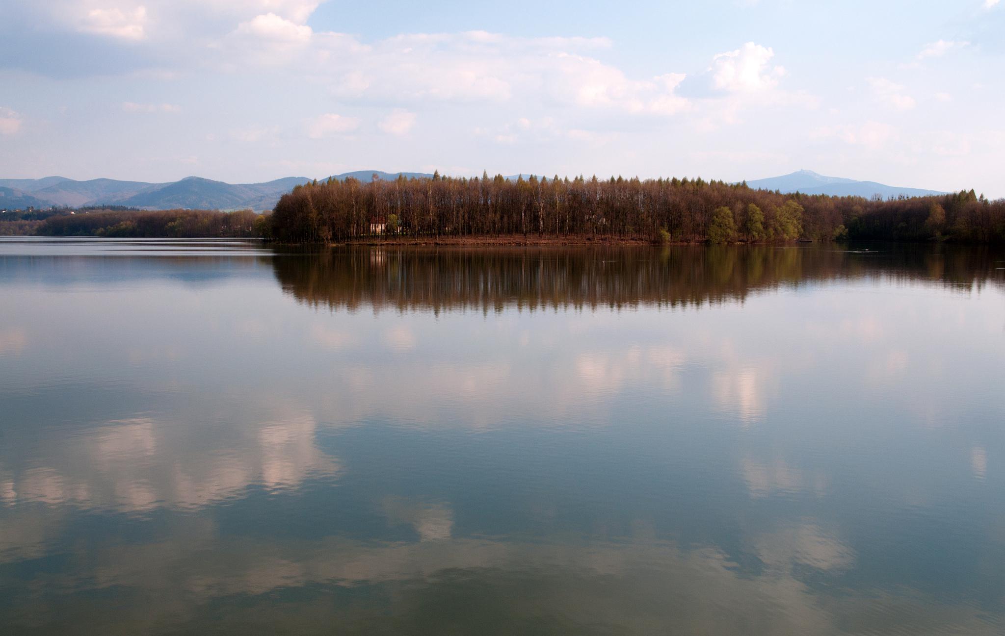 白山湖