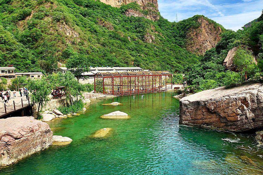 宝泉风景区的十大景点 宝泉风景区是一个位于中国河南省新乡市辉县市