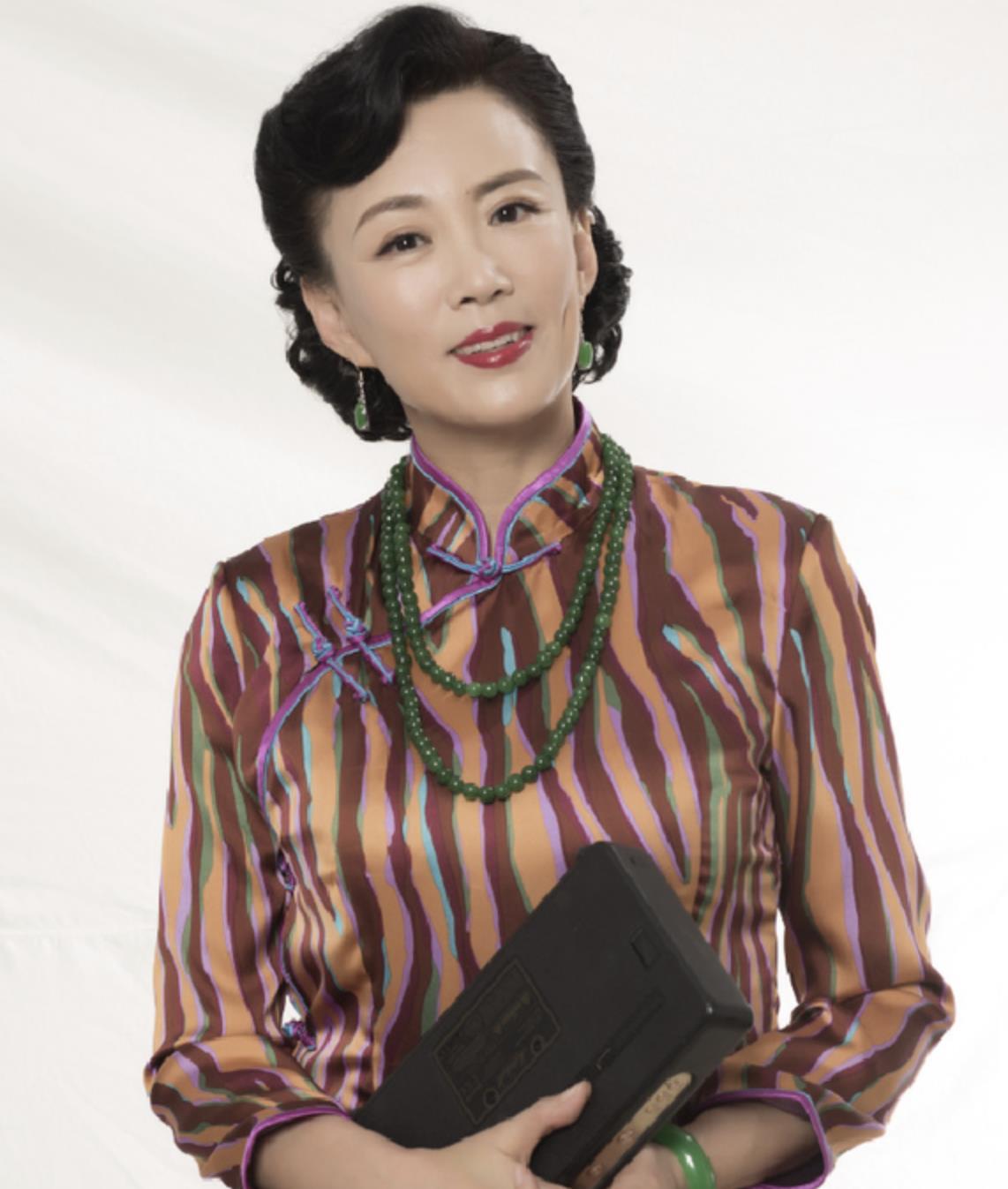 演员马丽:坚韧奋斗的幸福人生 马丽,国家一级演员,曾经是一名体育老师