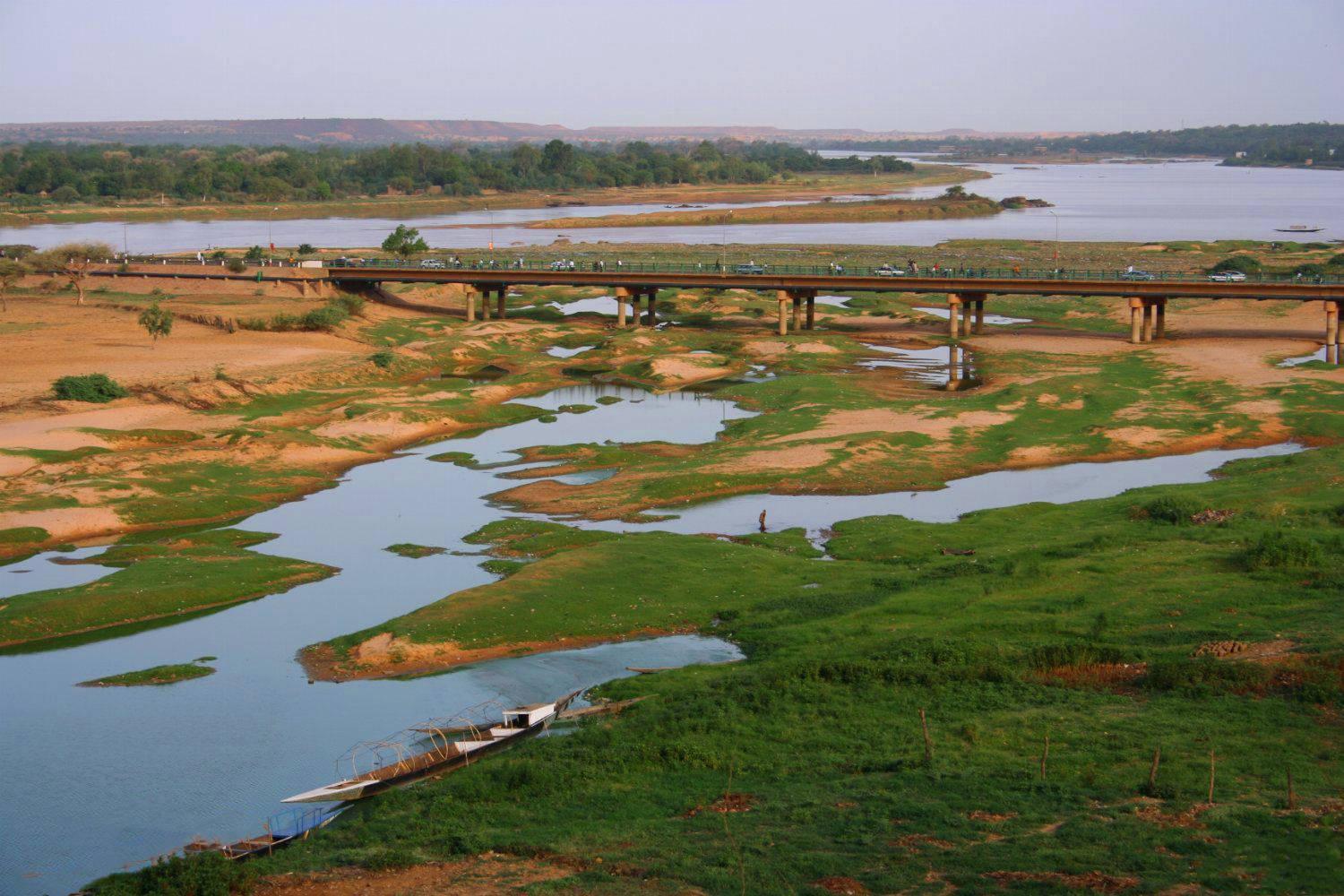 尼日利亚旅游景点推荐 尼日利亚是一个拥有丰富文化和自然景观的国家