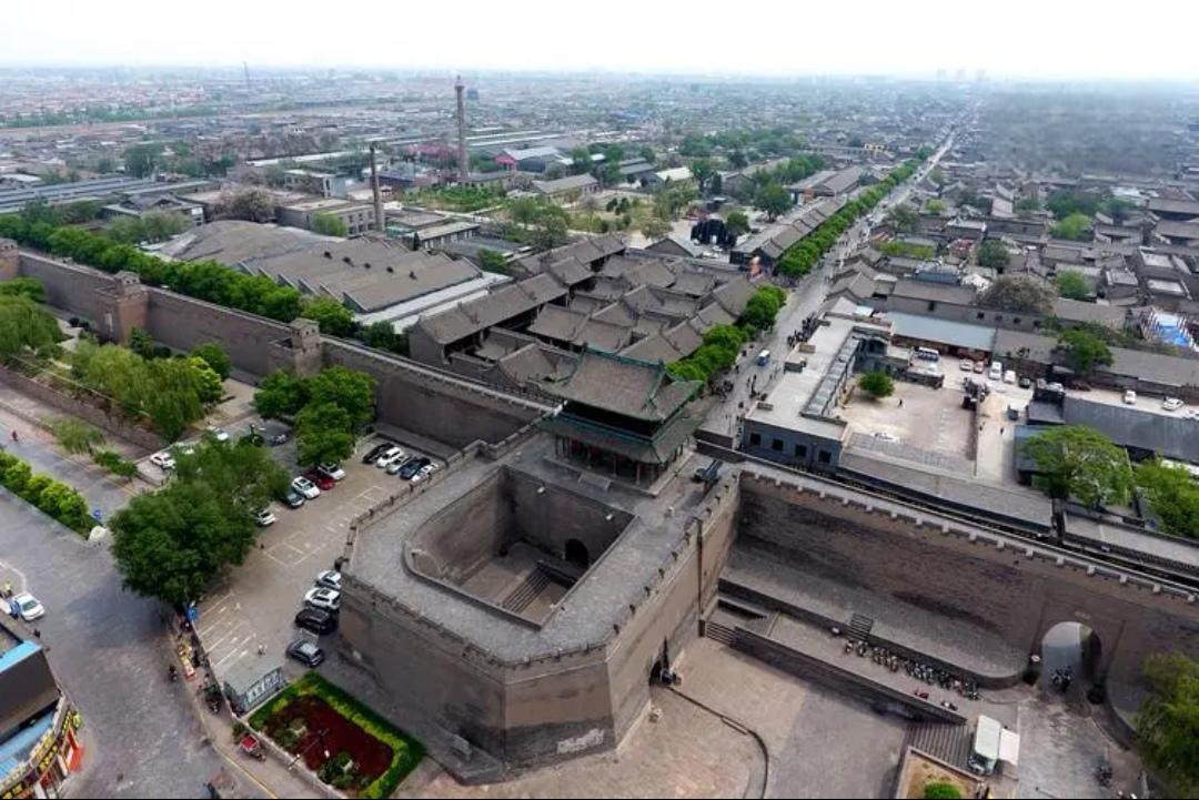 中国的四大历史名城都是哪四个 徽州古城 徽州古城是中国传统建筑的