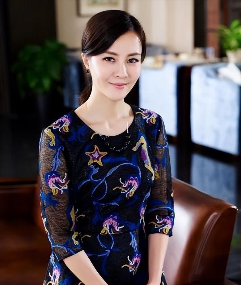 刘孜:从寻常女孩到富家千金 刘孜,一个普通遵义女孩的不平凡人生,从小