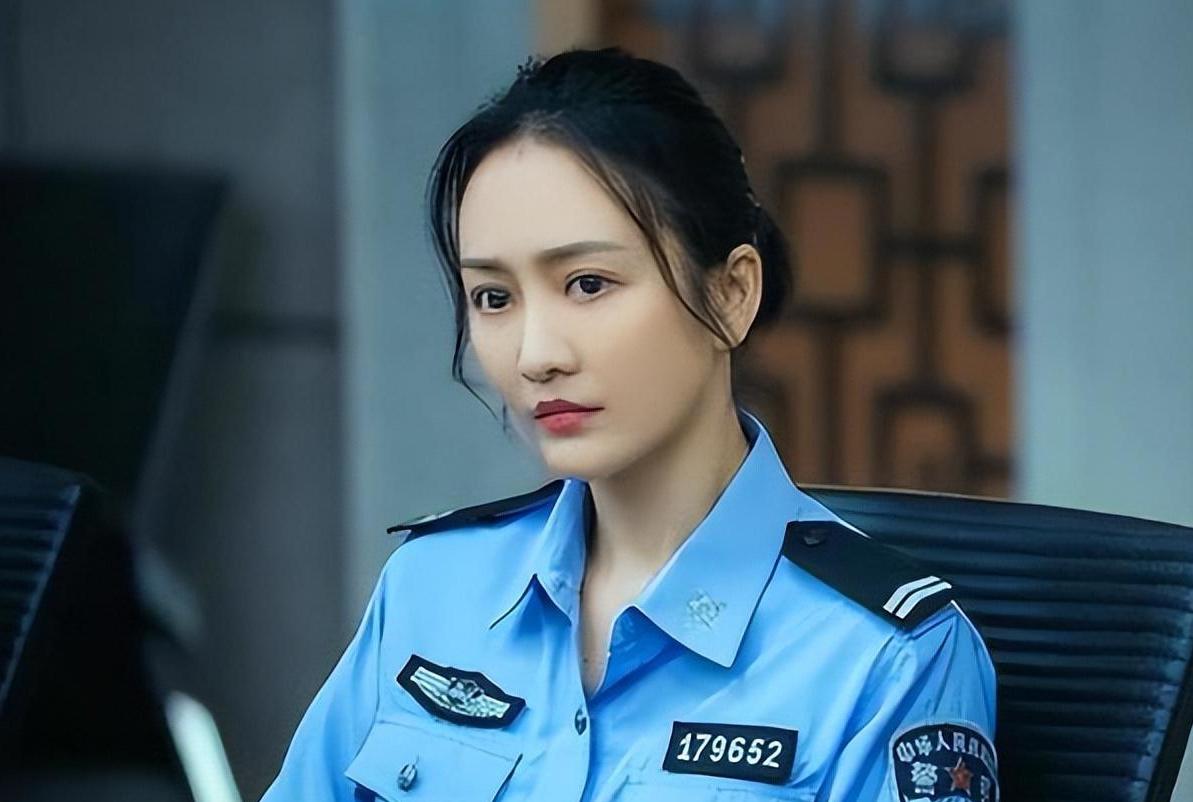 这6位女星演的刑警,真让人难受 女明星们在饰演警察形象时,应该注重