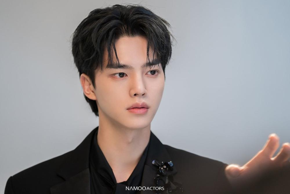 车银优&宋江:颜值是雕塑,演技却难说 车银优与宋江最近分别以新作《犬