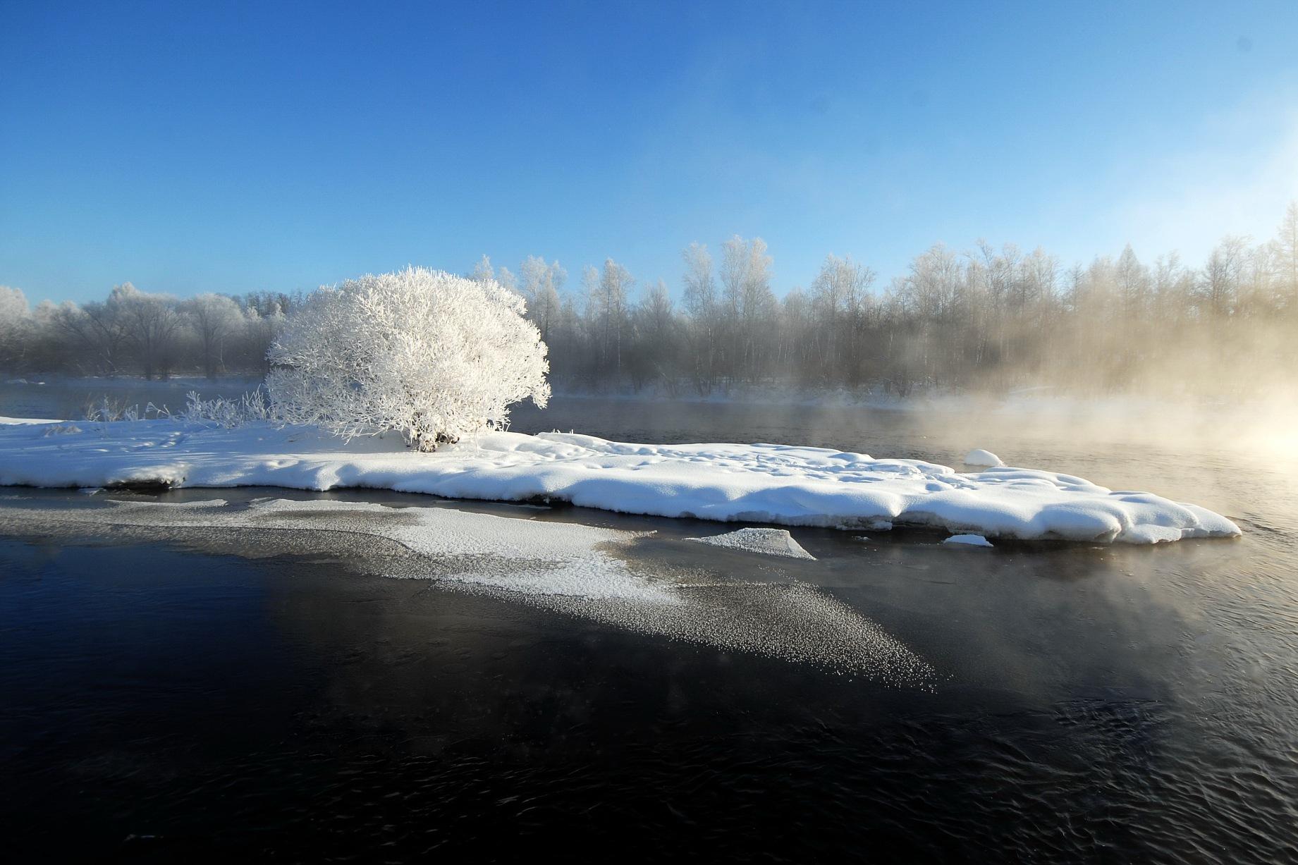 冬日逛吃攻略 黑龙江的冬天,充满了宁静与祥和.