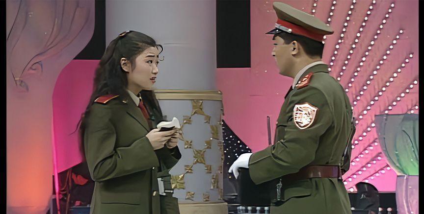 孙涛春晚背后的"功臣":妻子李莉 在春晚的小品舞台上,孙涛是观众熟知