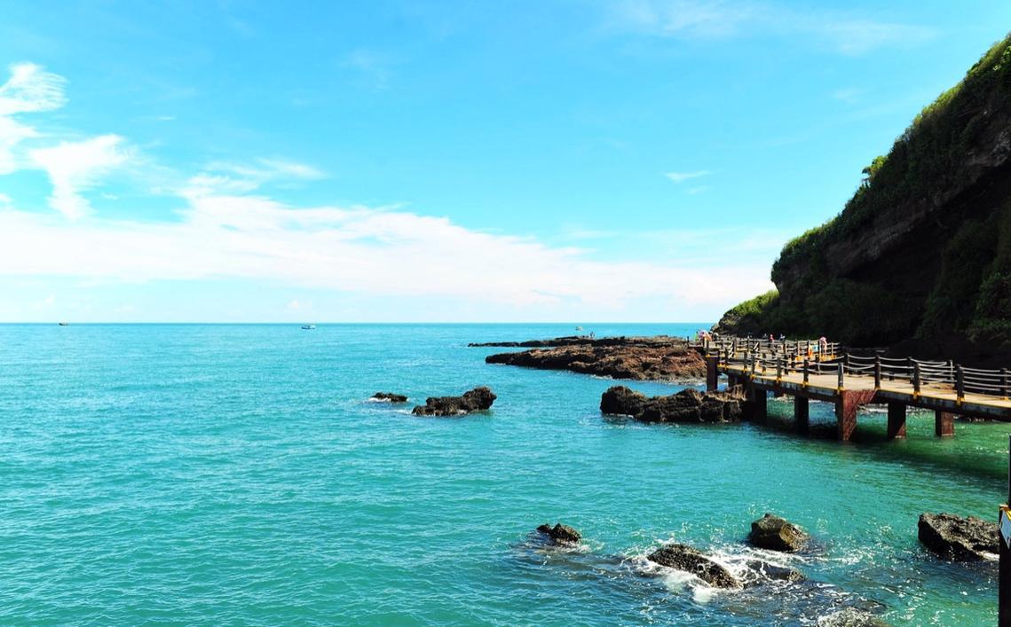 9069♂15海上活动 十一月是涠洲岛的旅游旺季.