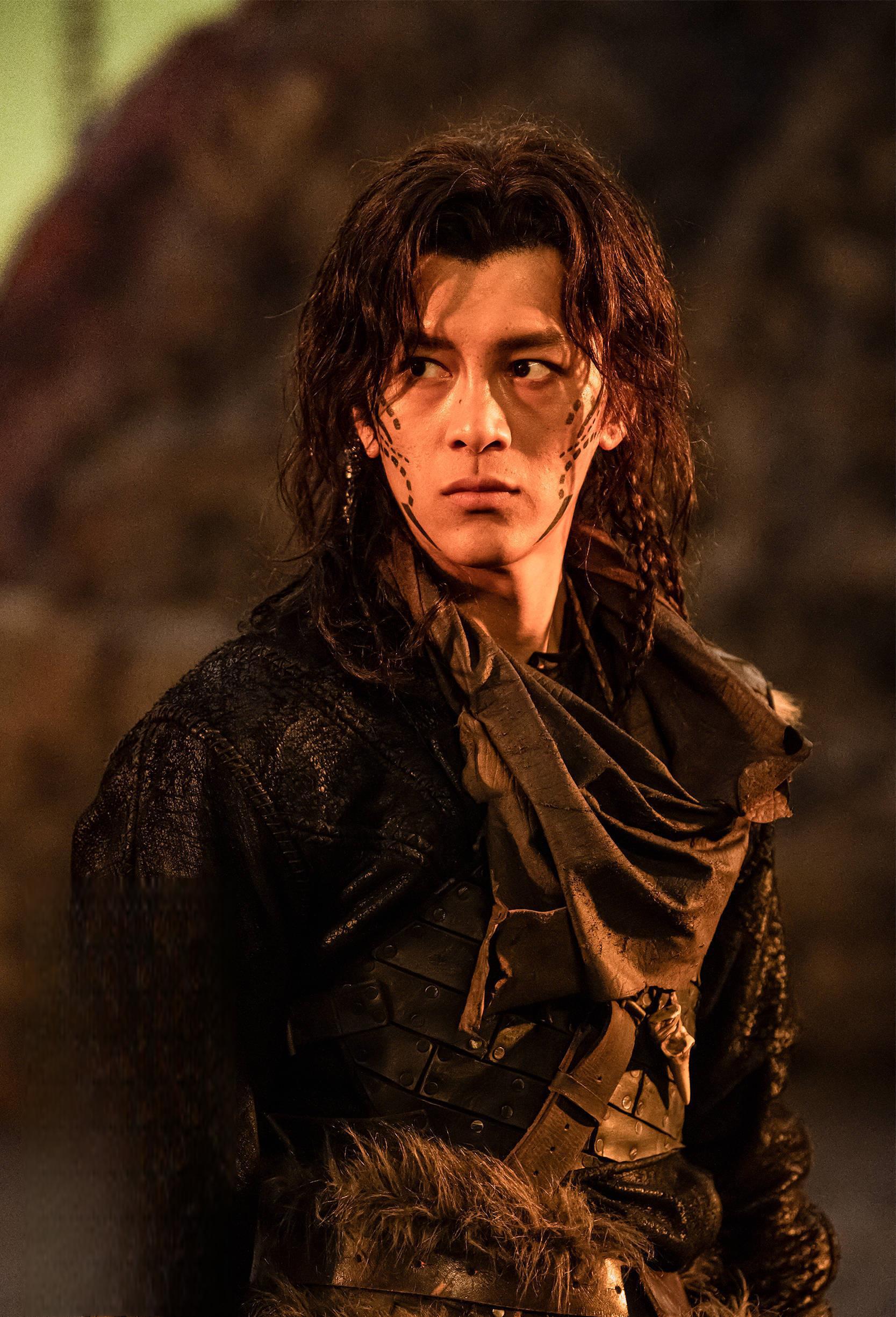 《斗破苍穹·觉醒》:李九霄诠释狼性少年穆力,电影引发网友热议 改编