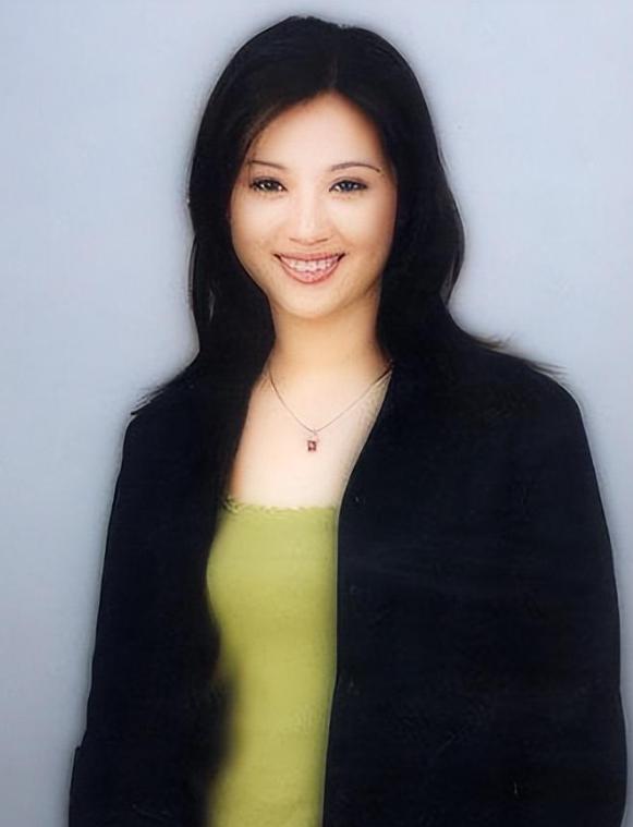 王欢:坚持与梦想 王欢的故事告诉我们,坚持和热爱是实现梦想的关键.