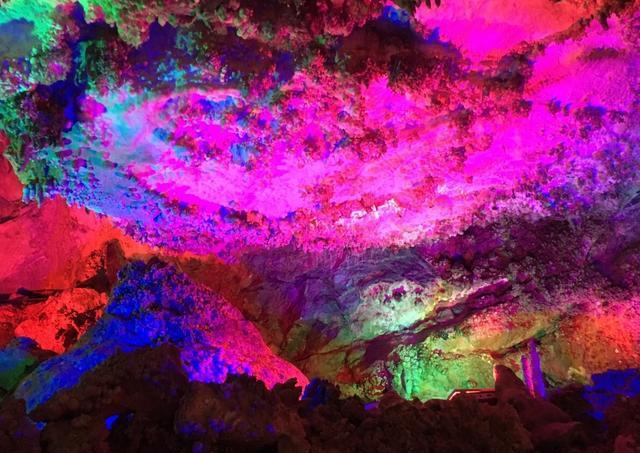 忻州禹王洞景区十一特别活动 被誉为忻州市"明珠"的禹王洞景区,因其