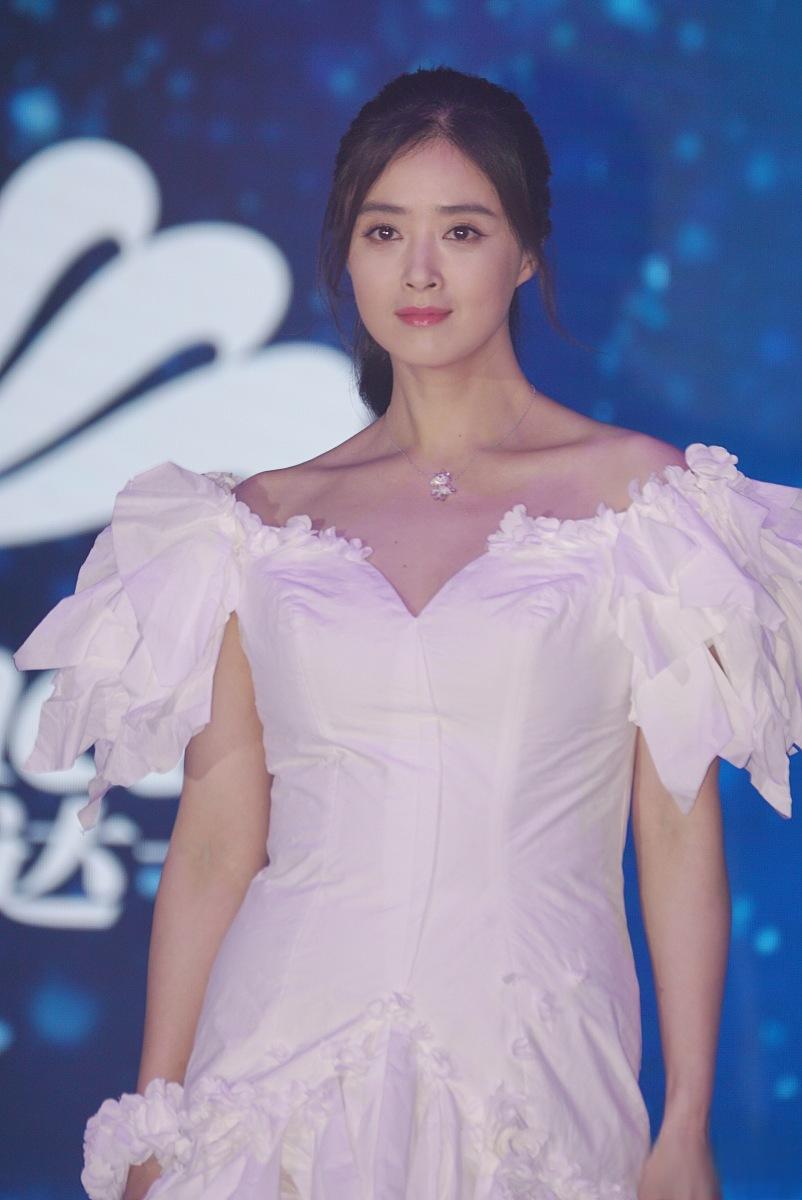 蒋欣新剧演技获赞,实力证明瘦身成功 近期影视剧市场可谓风起云涌