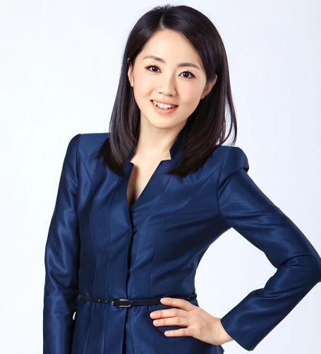 "气象小姐"杨丹:事业与家庭的双赢者 央视气象主持杨丹,不仅在事业上
