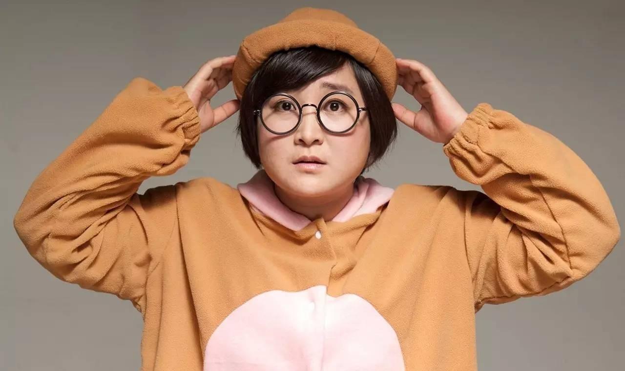 从贾玲的转型之路,看娱乐产业的深度变革 贾玲,一个名字,背后却承载了