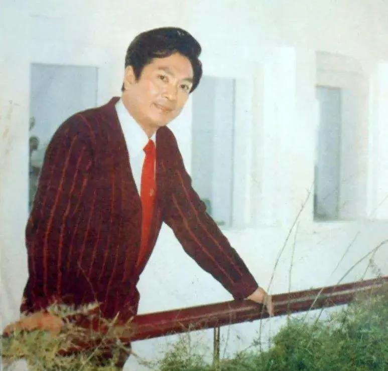 历经生死劫难的演艺人生与不渝爱情 梁波罗,这个名字可能对于年轻观众