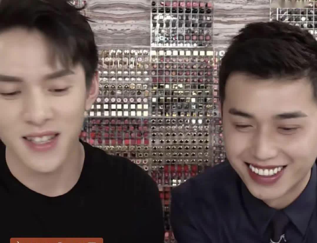 娱乐圈大瓜深度剖析:李佳琦,付鹏等明星命运背后的商业逻辑 近期娱乐