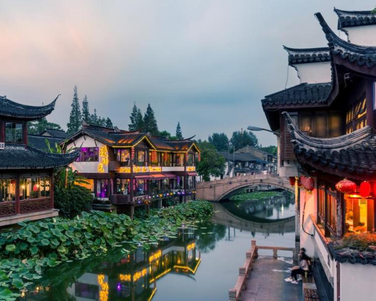 七宝古镇,上海市区内的"千年古镇" 七宝古镇位于上海市闵行区,距离