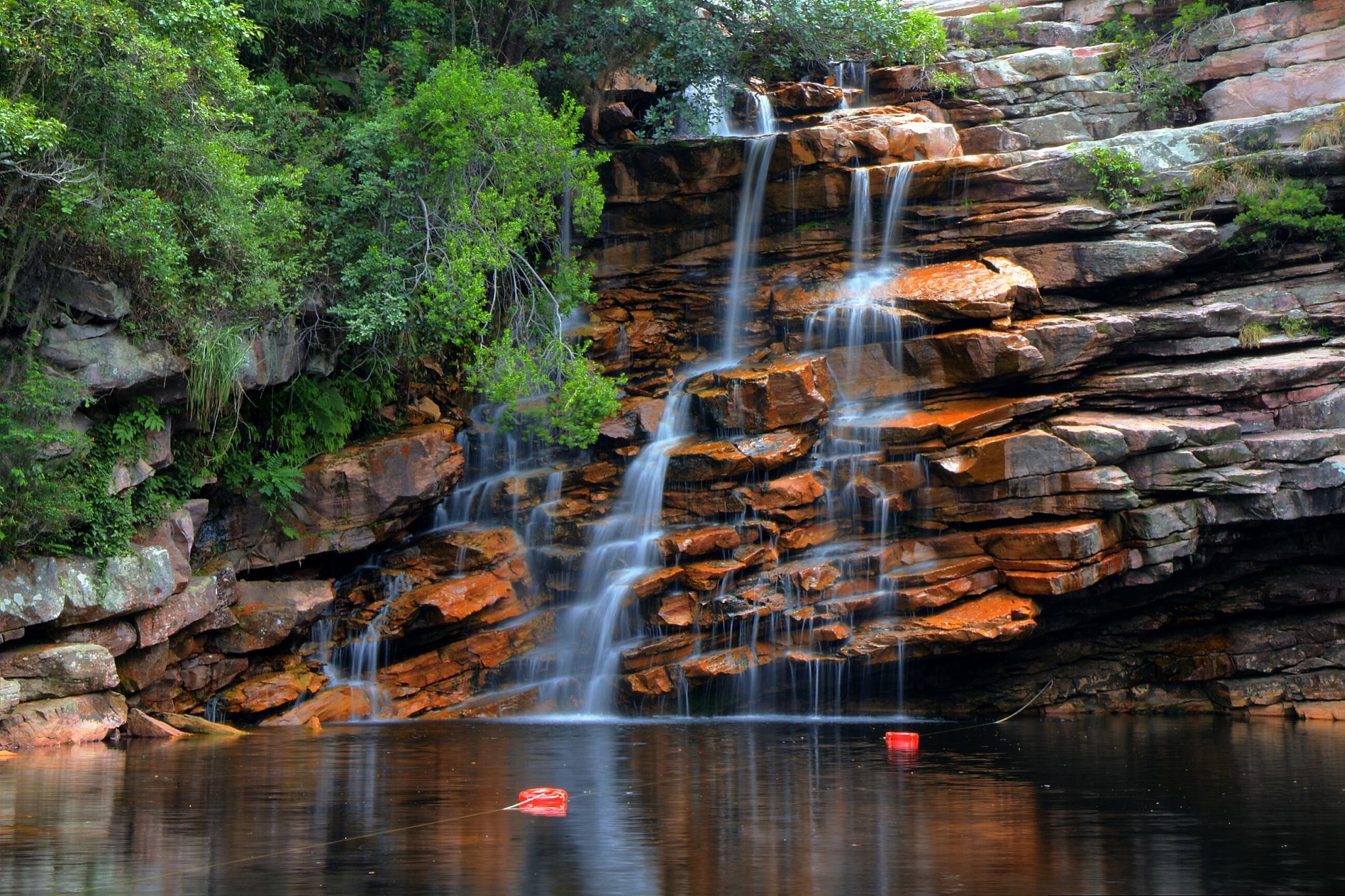 宝泉大峡谷景区,探险之旅 你,是否厌倦了城市的喧嚣,渴望一场说走就走
