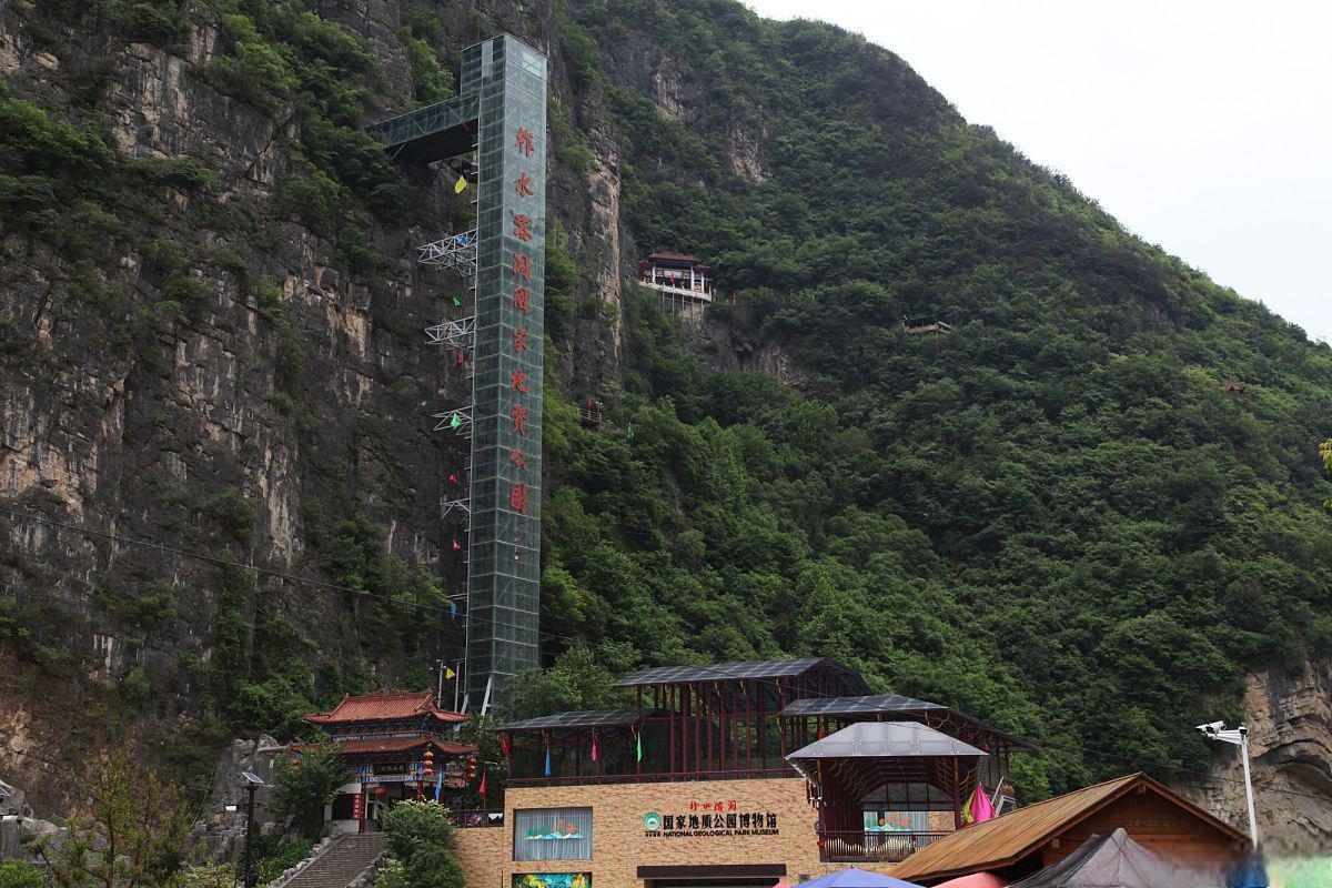 商洛旅游景点推荐 商洛是一个充满自然风光和人文历史的旅游胜地,拥有