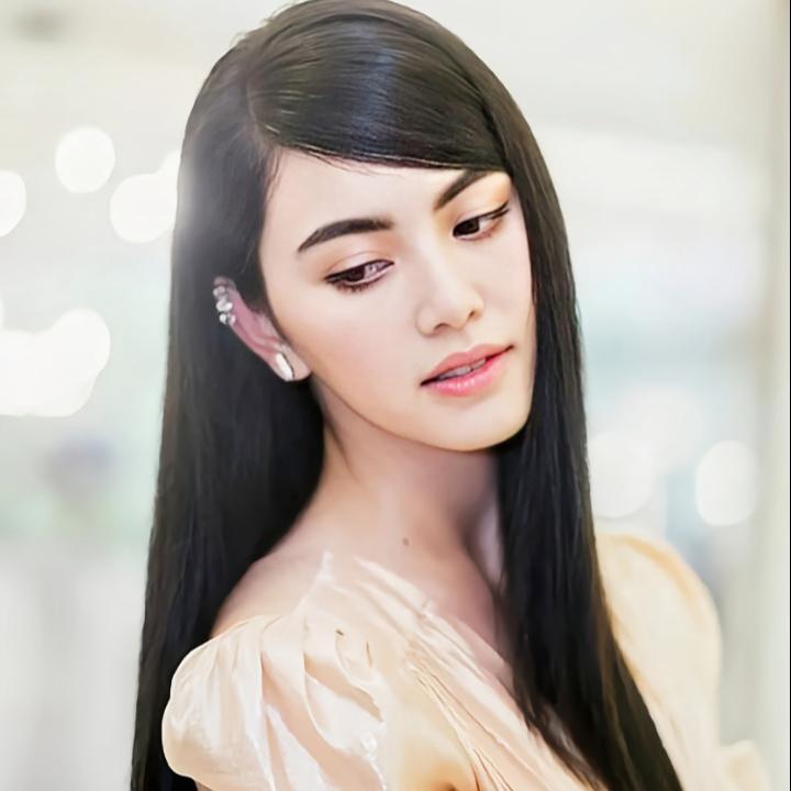 余俪:从靓模到金像奖影后的逆袭之路 余俪jonanna randy,本名:刘怡欣