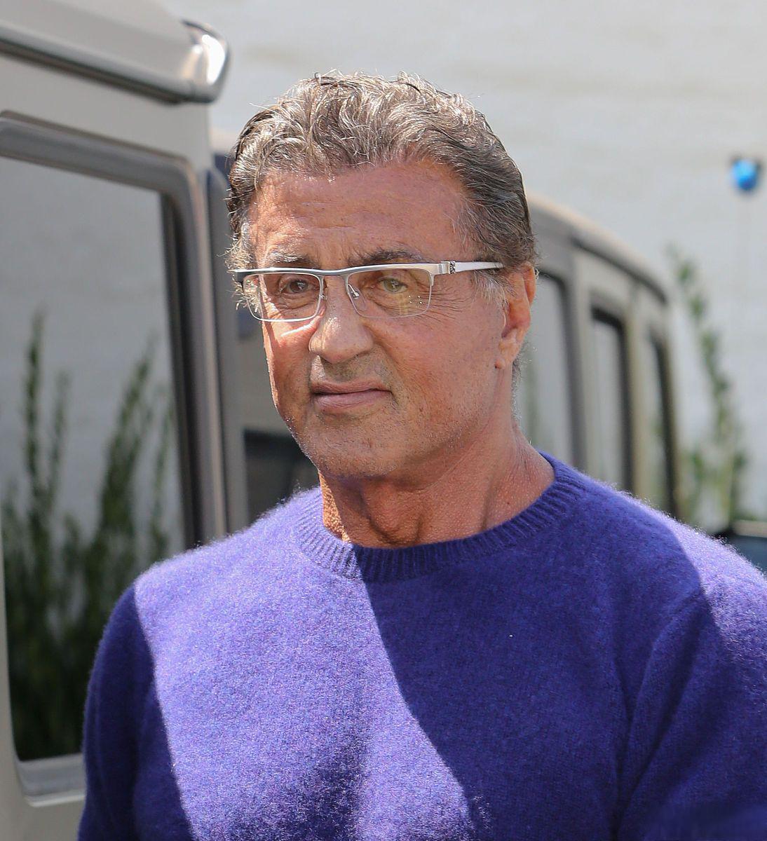 史泰龙:传奇的影坛霸主 史泰龙,动作片界的传奇人物,自上世纪70年代