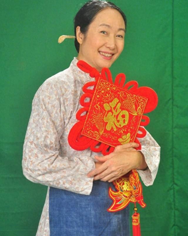 广州演员潘结的近况 潘结是广东本土演艺界的一名资深演员,她的名字