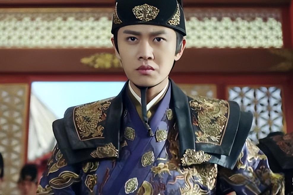 任嘉伦:从乒乓球台到演艺圈的传奇人生 任嘉伦,原名任国超,身为乒乓球