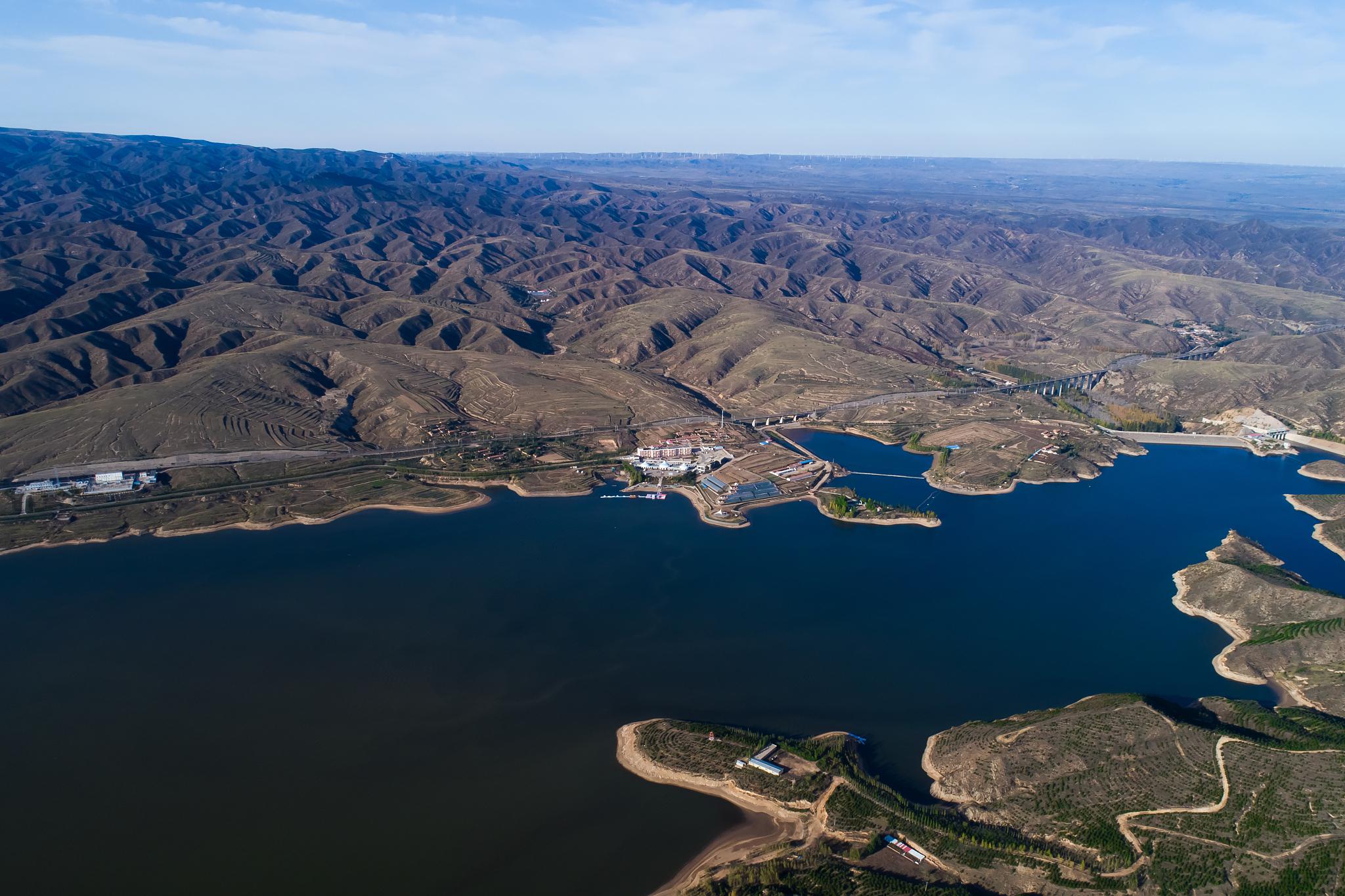 第一湖 卧龙湖,被誉为"辽宁第一湖",是辽宁省内最大的内陆湖泊之一
