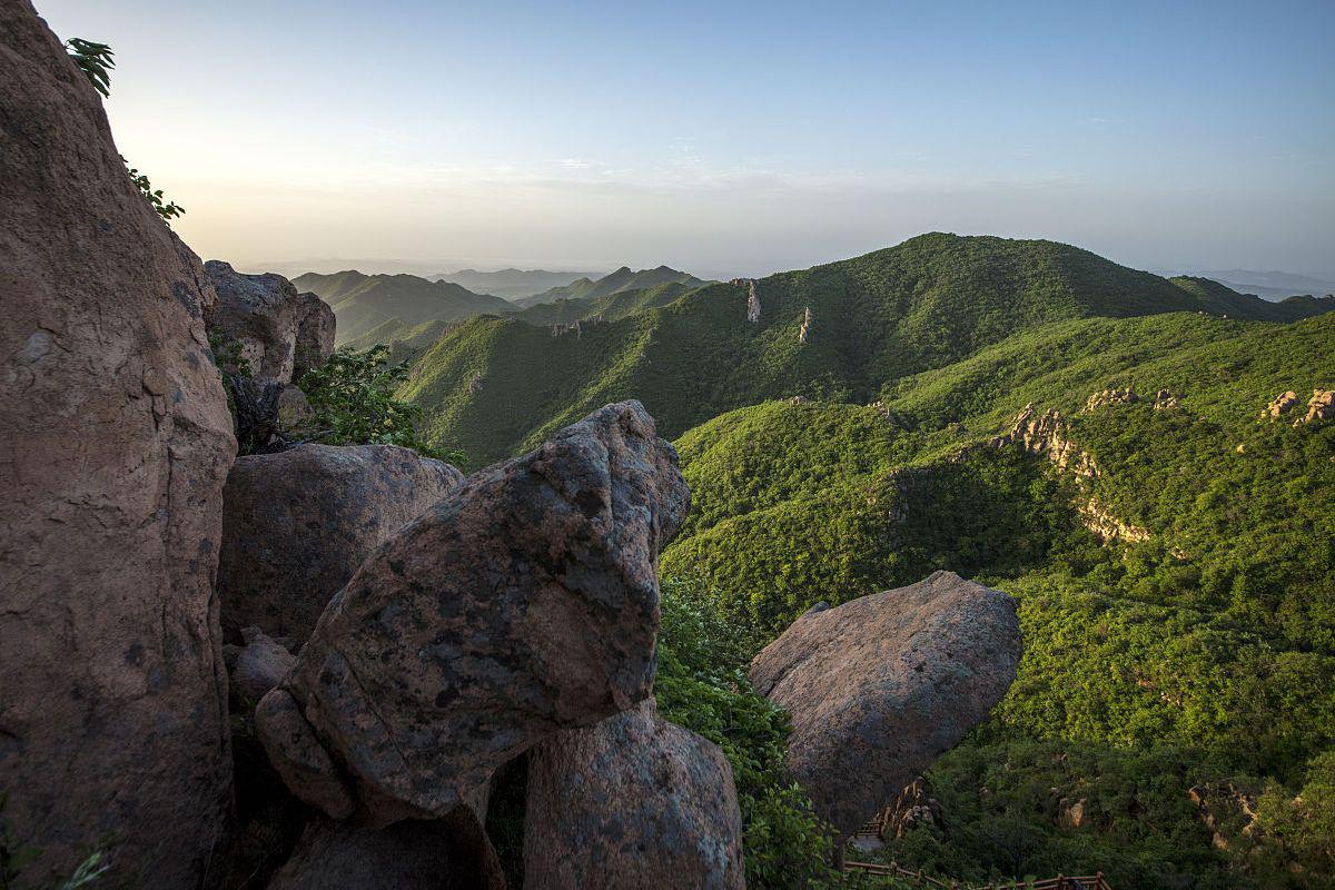 大黑山风景区:探索大连历史与大自然的不二之选 大黑山风景区位于大连