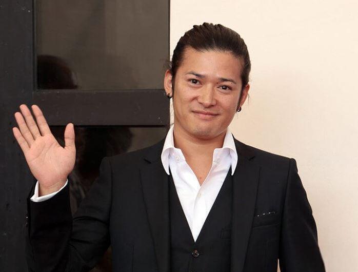 41岁日本男星高冈苍佑:从演艺圈到收垃圾,再到复出 高冈苍佑,这位曾因