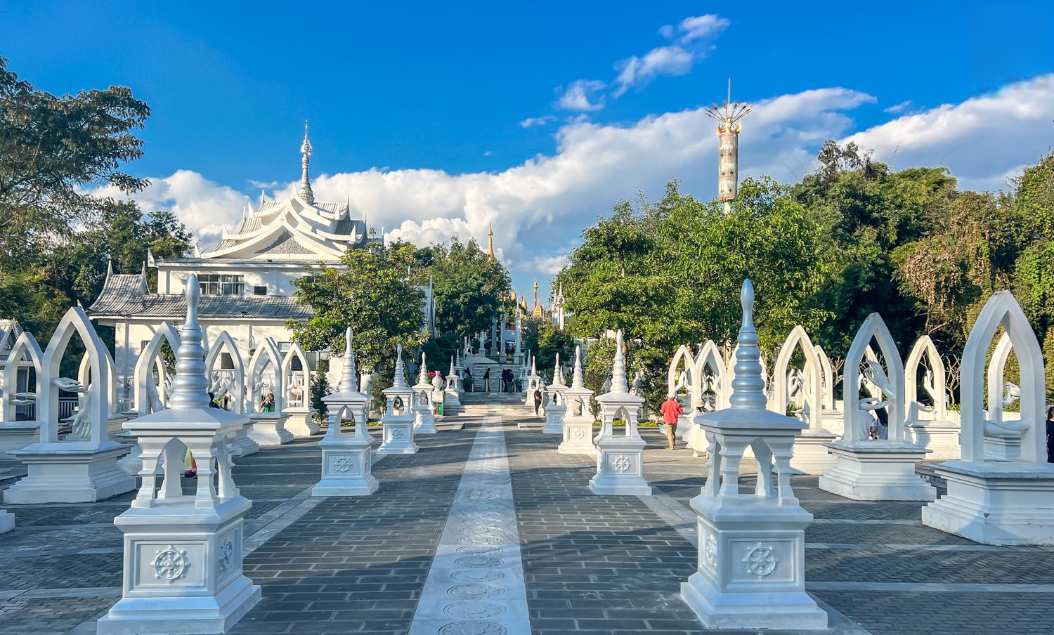 芒市勐焕银塔景区简介图片