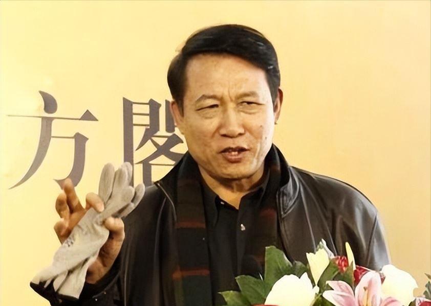 郎平与王育成:坚定爱情,共度风雨 郎平与鉴宝专家王育成的爱情故事