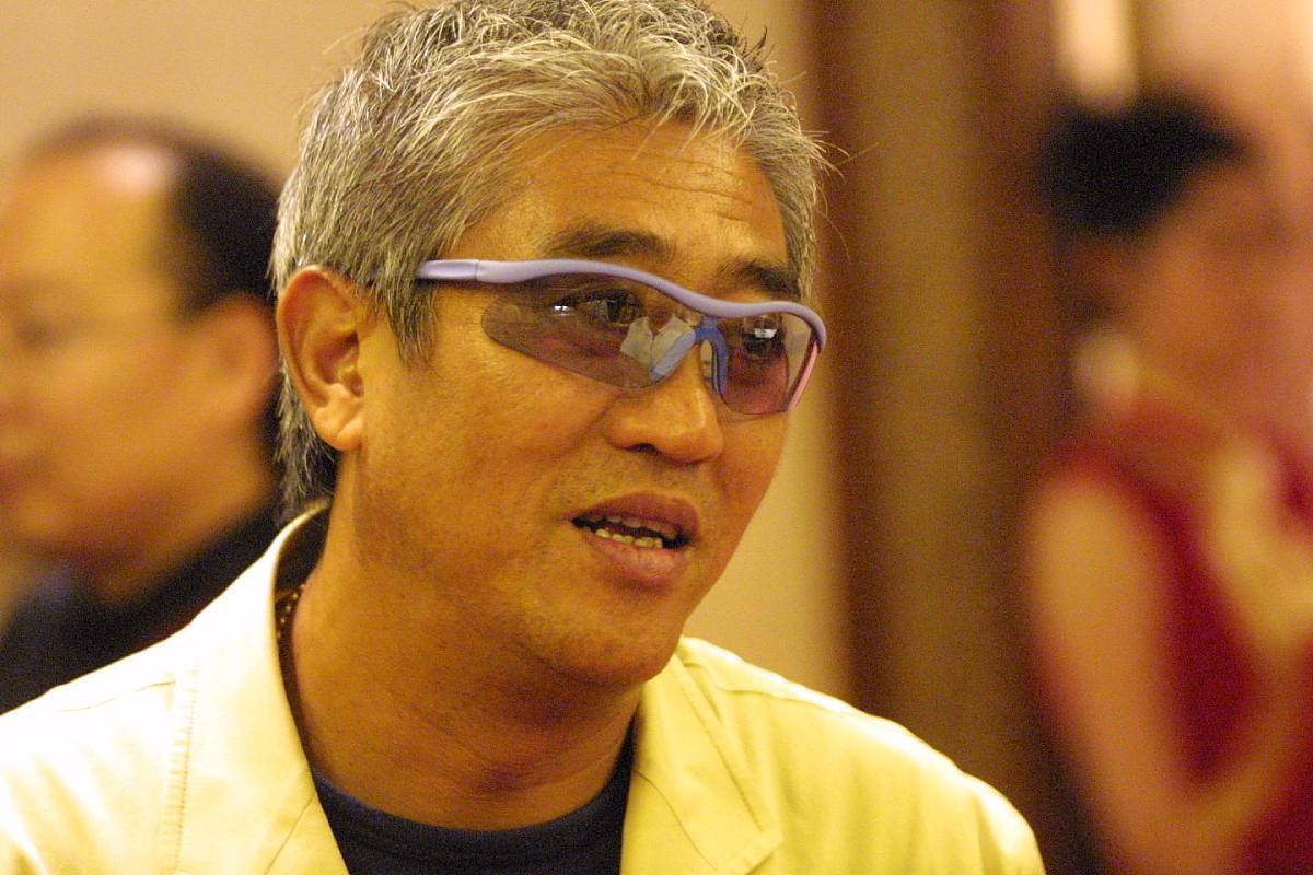 柯受良:飞跃黄河的"亚洲飞人" 柯受良,这位台湾出生的特技演员,以其