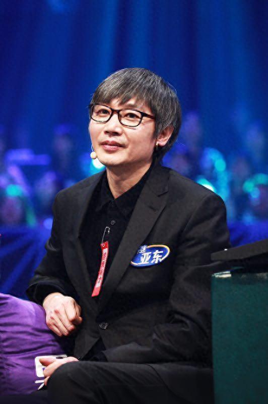 让女人迷恋的张亚东 张亚东,华语乐坛最炙手可热的音乐制作人之一,51