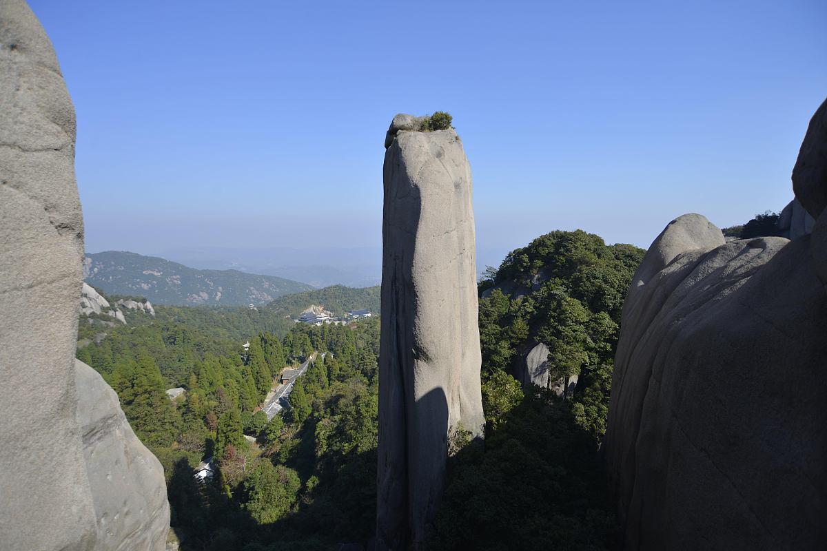 福建闽南藏着一座神秘的山峰 福建闽南藏着一座海拔高达1856米的山峰