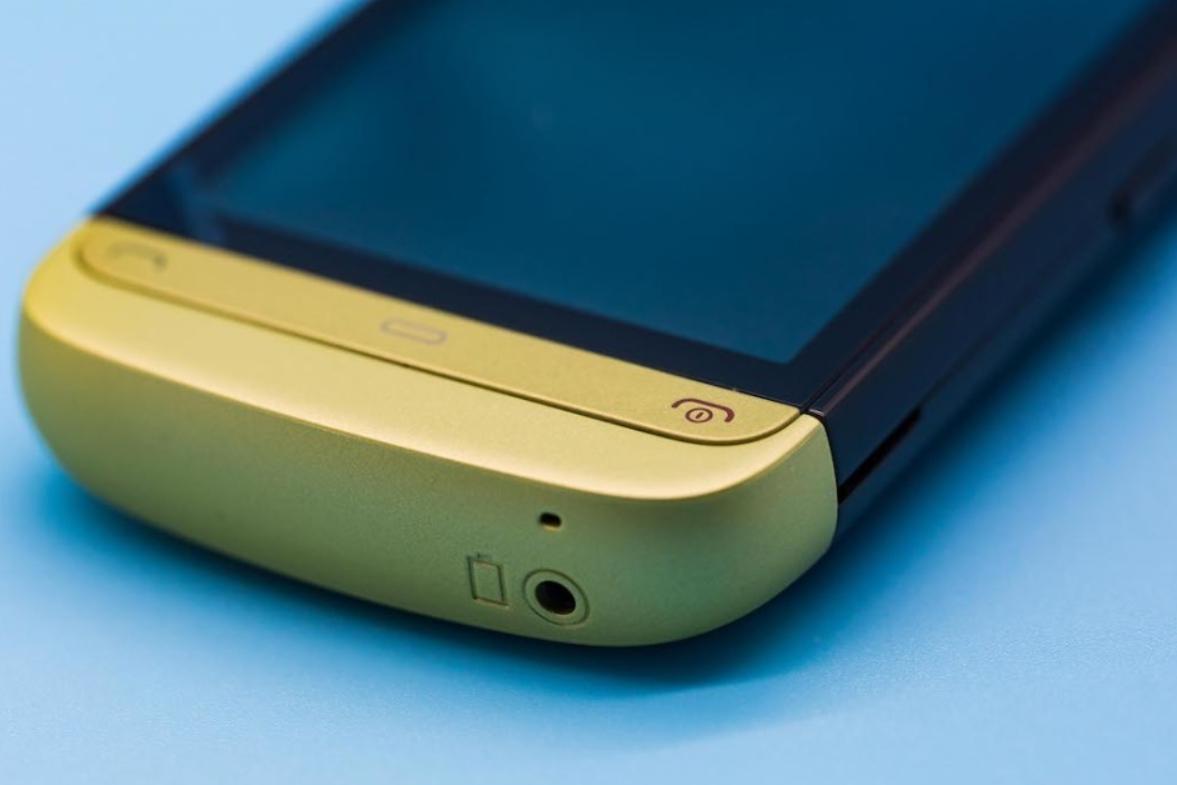 诺基亚c5-03:充满回忆的经典手机 诺基亚c5/03,这款充满回忆的智能