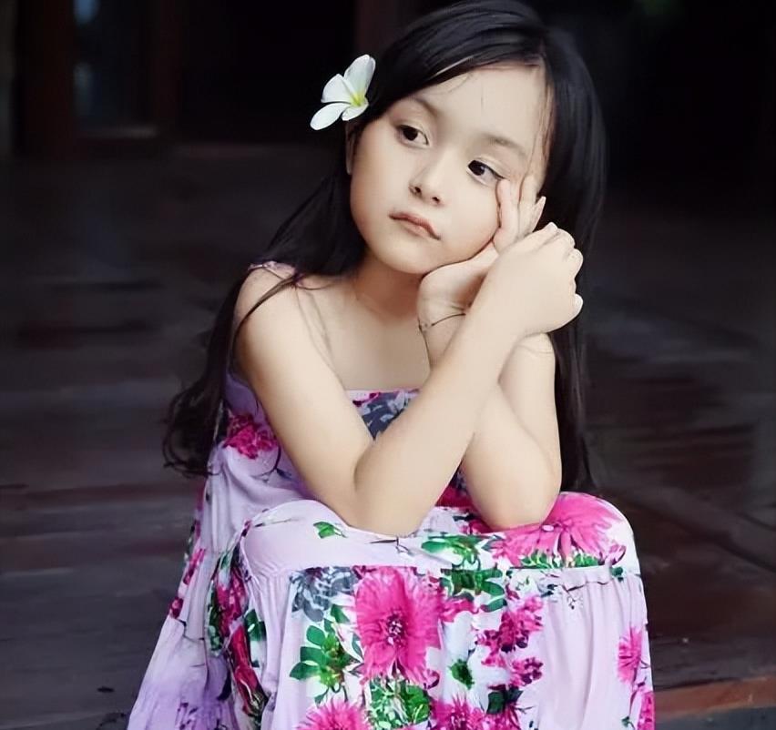 刘楚恬:两岁出道,年入百万,娱乐圈的小天使如今何在?