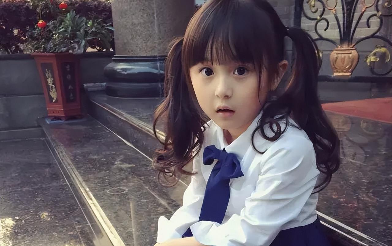 刘楚恬:两岁出道,年入百万,娱乐圈的小天使如今何在?