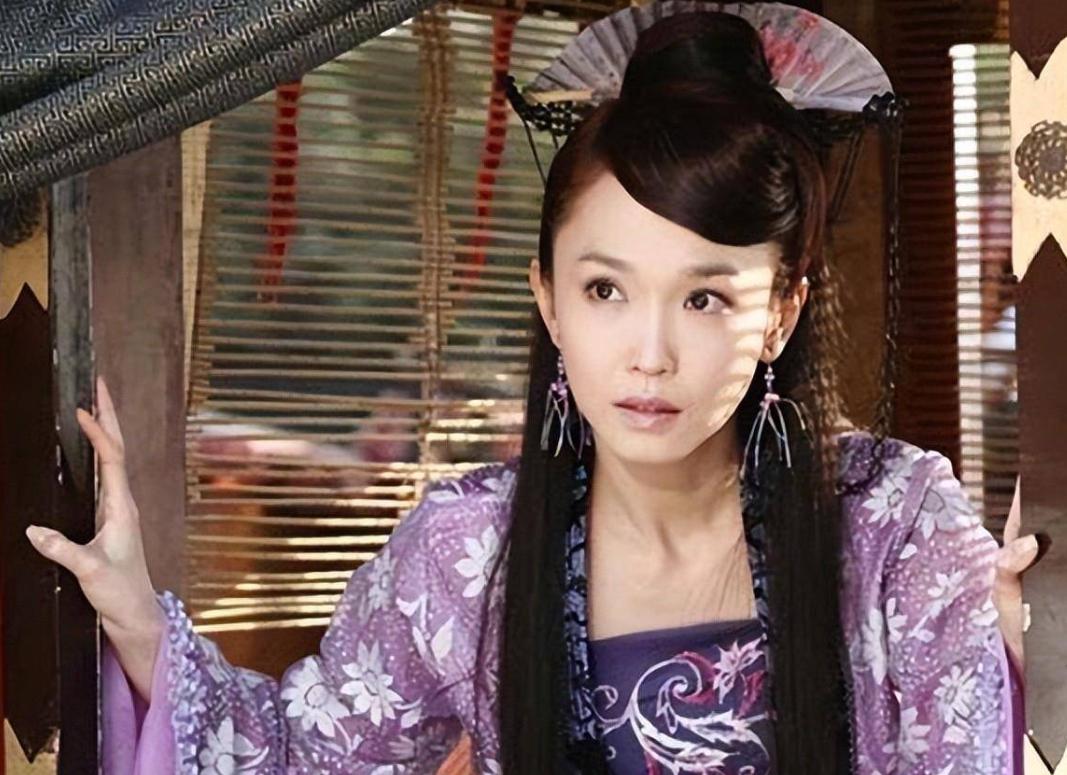 爱情故事 《卖油郎独占花魁》是一部扣人心弦的电视剧,讲述了卖油缮