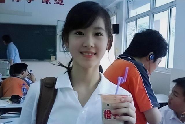 陈都灵与章泽天:同脸不同命的90后女神 陈都灵与章泽天,两位90后女性